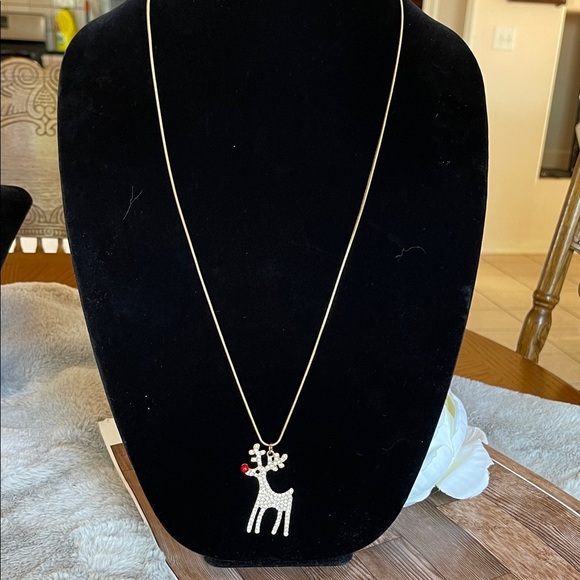 Elegant Gold Reindeer Necklace - Picture 3 of 7